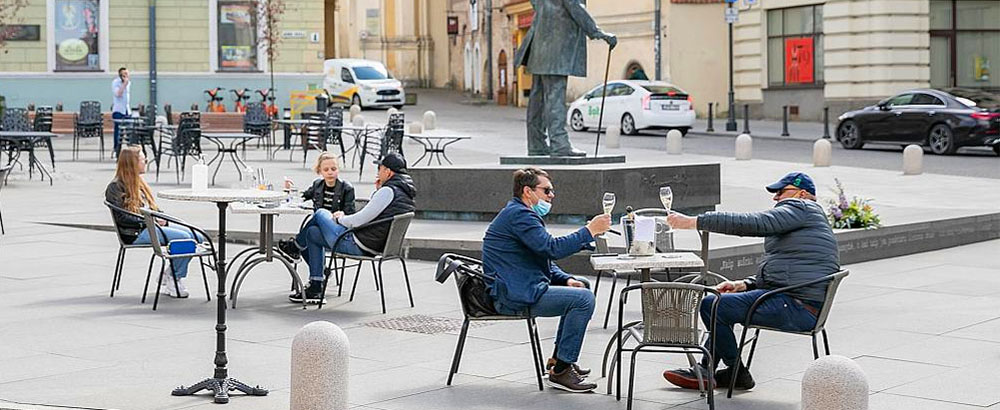 Une réouverture des restaurants le 2 juin pour les zones vertes 